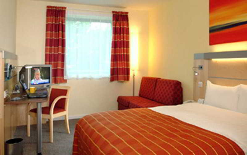 Holiday Inn Express Doncaster By Ihg Bilik gambar