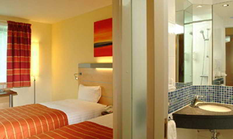 Holiday Inn Express Doncaster By Ihg Bilik gambar
